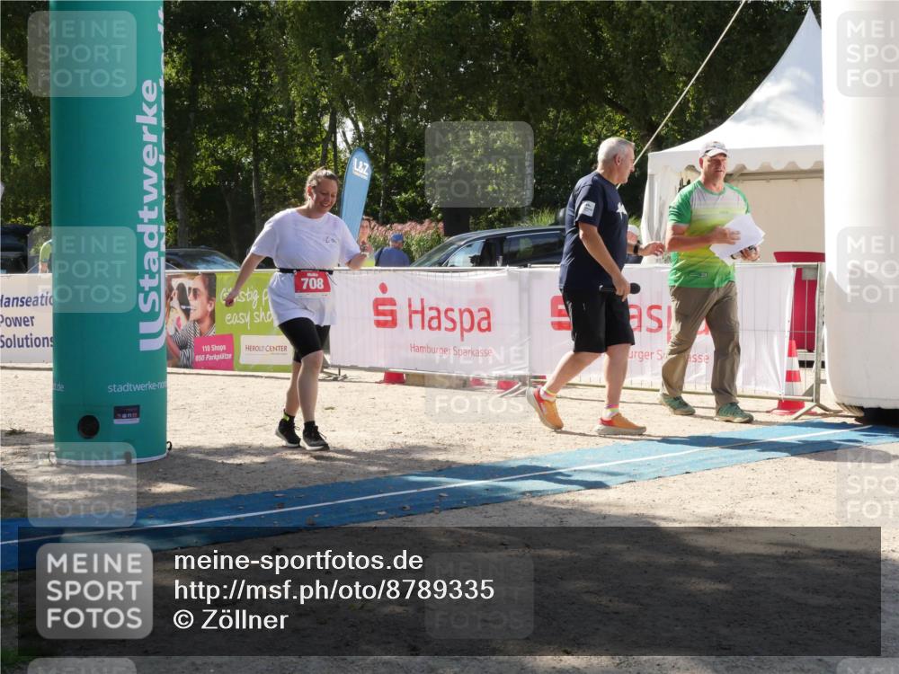 07.09.2025 - 19. Norderstedt Triathlon Zöllner http://msf.ph/oto/8789335 07.09.2025 14:36:07 Ziel 708 meine-sportfotos.de