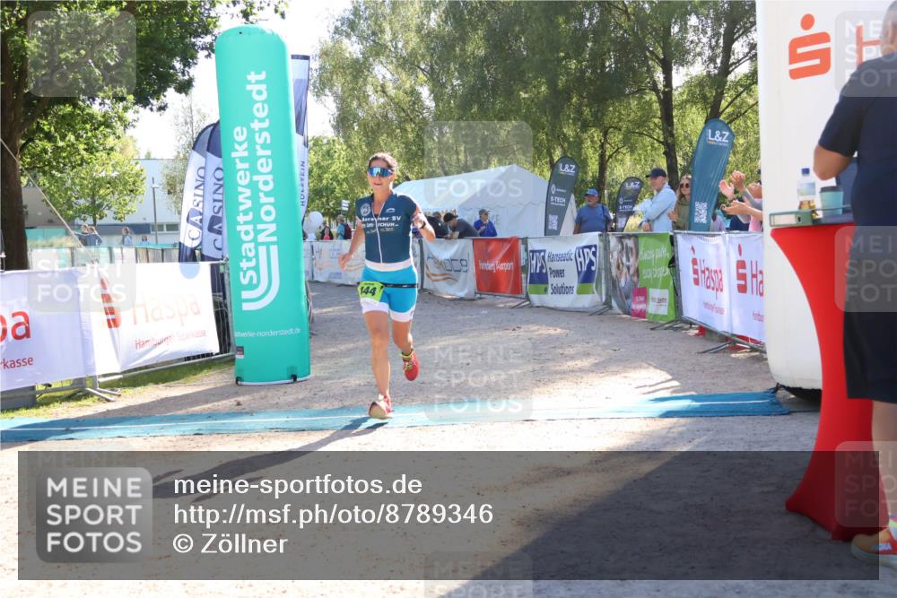 07.09.2025 - 19. Norderstedt Triathlon Zöllner http://msf.ph/oto/8789346 07.09.2025 16:17:12 Ziel 444, 514 meine-sportfotos.de
