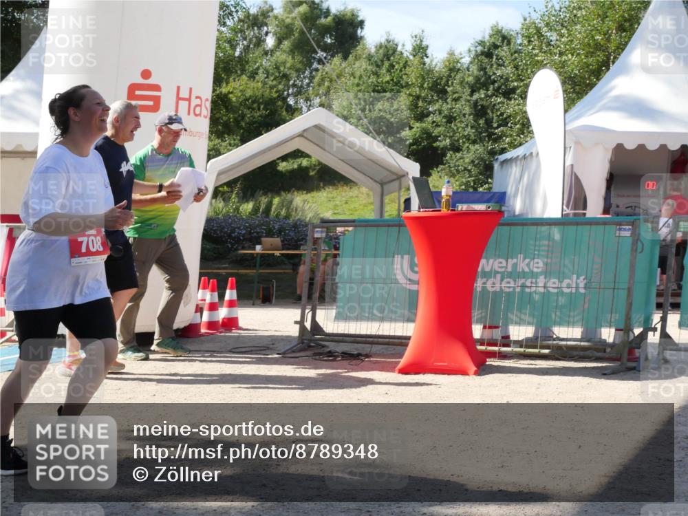 07.09.2025 - 19. Norderstedt Triathlon Zöllner http://msf.ph/oto/8789348 07.09.2025 14:36:09 Ziel 708 meine-sportfotos.de