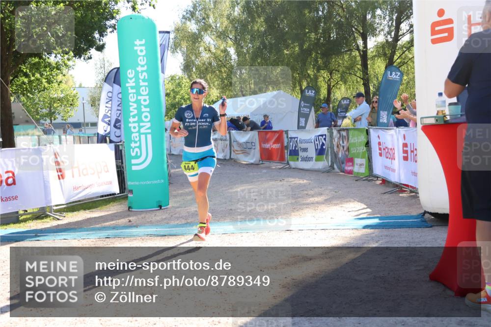 07.09.2025 - 19. Norderstedt Triathlon Zöllner http://msf.ph/oto/8789349 07.09.2025 16:17:12 Ziel 444, 514 meine-sportfotos.de