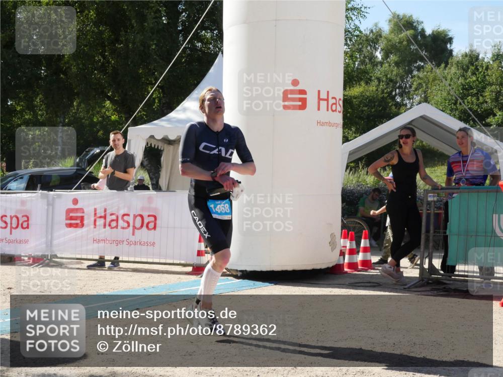 07.09.2025 - 19. Norderstedt Triathlon Zöllner http://msf.ph/oto/8789362 07.09.2025 15:02:10 Ziel 1468 meine-sportfotos.de
