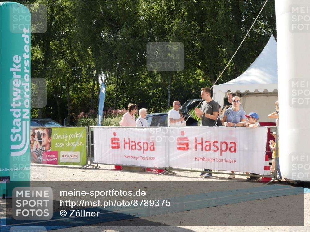 07.09.2025 - 19. Norderstedt Triathlon Zöllner http://msf.ph/oto/8789375 07.09.2025 15:02:52 Ziel 996 meine-sportfotos.de