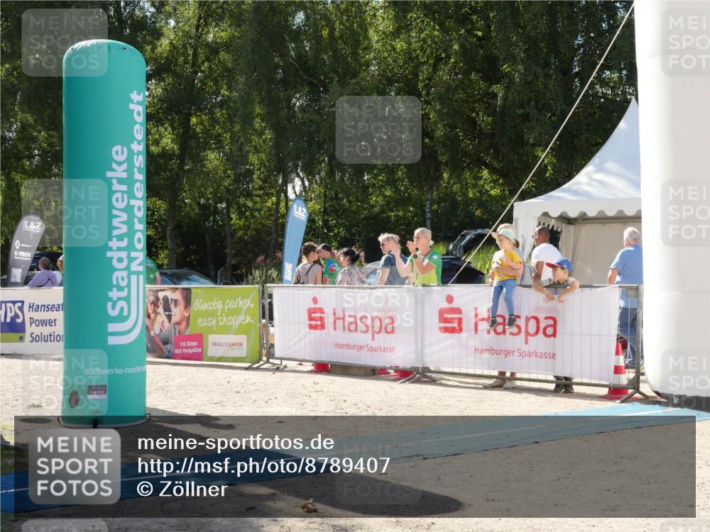 07.09.2025 - 19. Norderstedt Triathlon Zöllner http://msf.ph/oto/8789407 07.09.2025 15:07:44 Ziel 974 meine-sportfotos.de