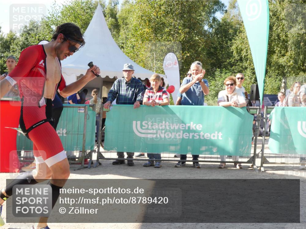 07.09.2025 - 19. Norderstedt Triathlon Zöllner http://msf.ph/oto/8789420 07.09.2025 15:07:47 Ziel 974 meine-sportfotos.de