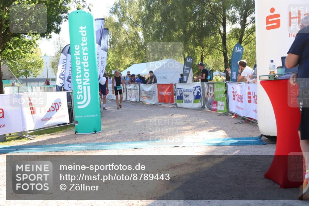 07.09.2025 - 19. Norderstedt Triathlon Zöllner http://msf.ph/oto/8789443 07.09.2025 16:18:30 Ziel  meine-sportfotos.de