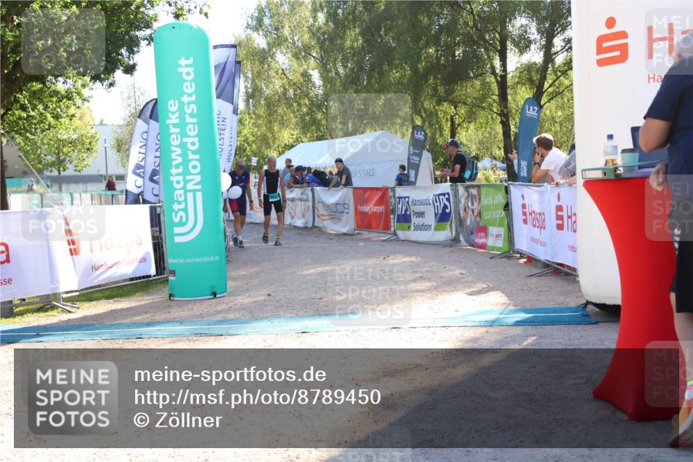 07.09.2025 - 19. Norderstedt Triathlon Zöllner http://msf.ph/oto/8789450 07.09.2025 16:18:31 Ziel  meine-sportfotos.de