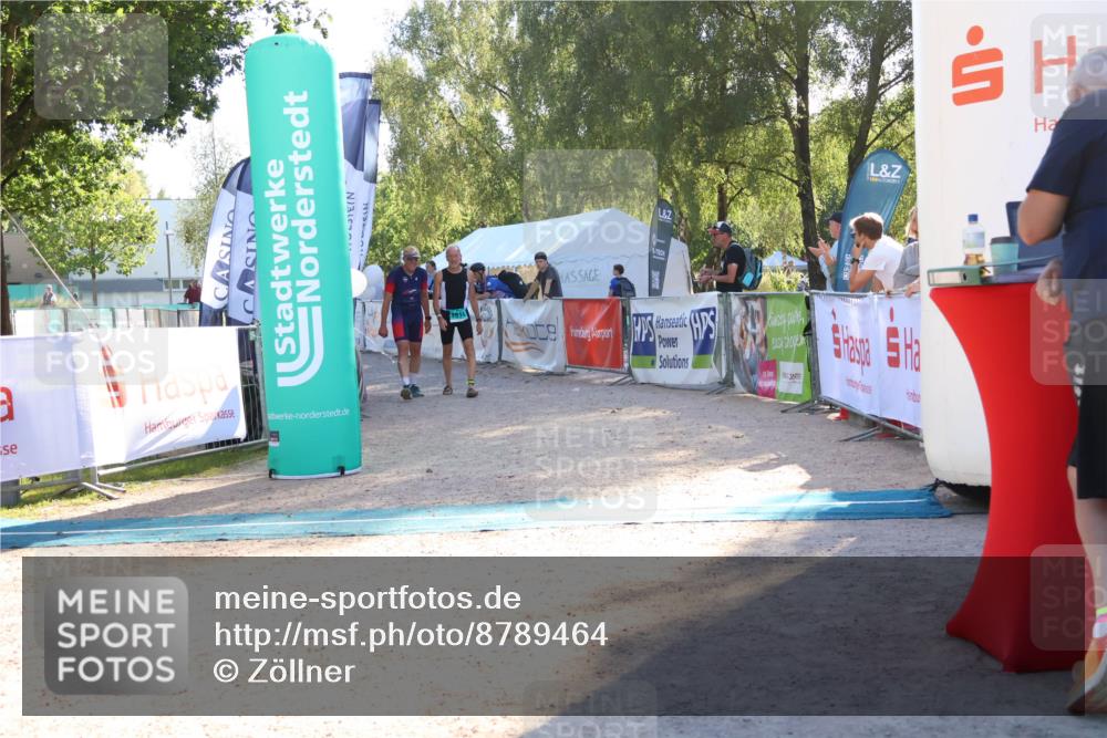 07.09.2025 - 19. Norderstedt Triathlon Zöllner http://msf.ph/oto/8789464 07.09.2025 16:18:32 Ziel  meine-sportfotos.de