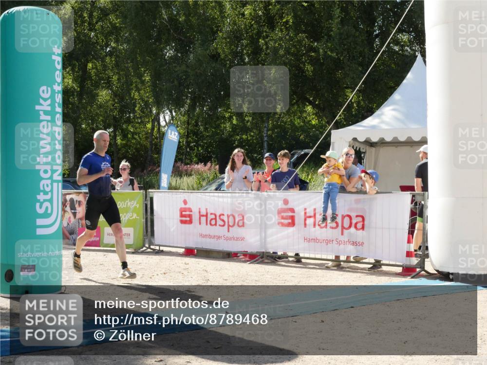07.09.2025 - 19. Norderstedt Triathlon Zöllner http://msf.ph/oto/8789468 07.09.2025 15:13:09 Ziel 1467 meine-sportfotos.de