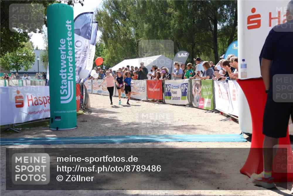 07.09.2025 - 19. Norderstedt Triathlon Zöllner http://msf.ph/oto/8789486 07.09.2025 13:52:02 Ziel 333 meine-sportfotos.de