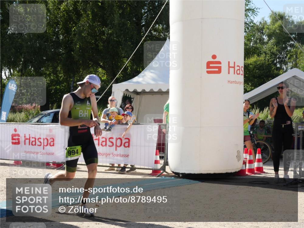 07.09.2025 - 19. Norderstedt Triathlon Zöllner http://msf.ph/oto/8789495 07.09.2025 15:14:11 Ziel 994 meine-sportfotos.de
