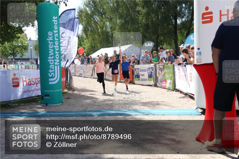 07.09.2025 - 19. Norderstedt Triathlon Zöllner http://msf.ph/oto/8789496 07.09.2025 13:52:02 Ziel 333 meine-sportfotos.de