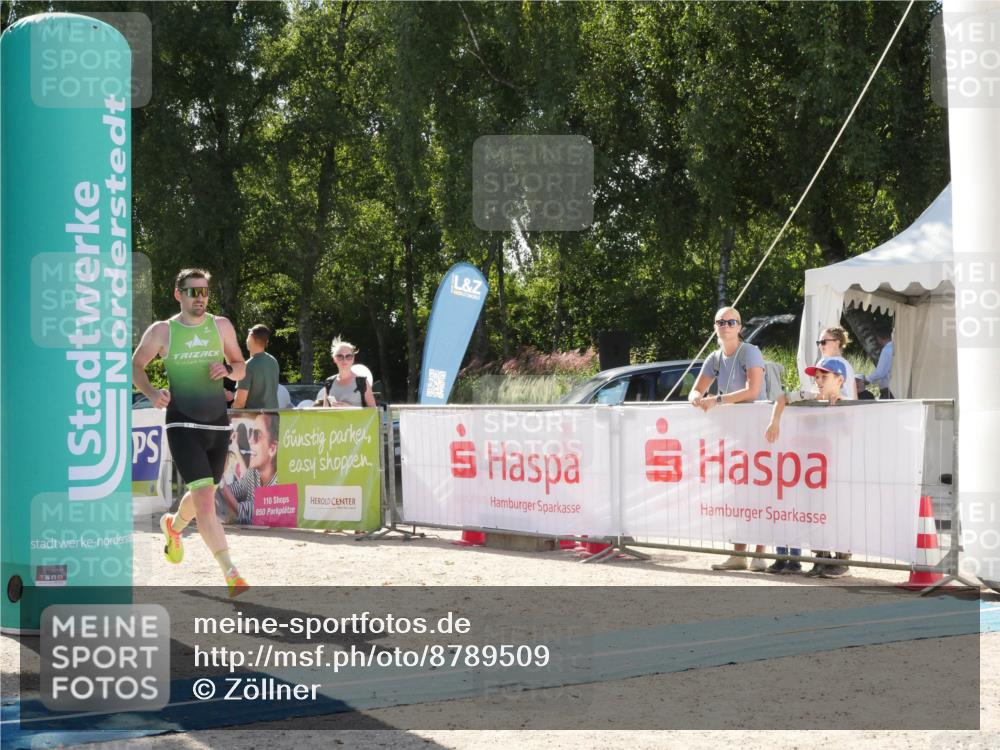07.09.2025 - 19. Norderstedt Triathlon Zöllner http://msf.ph/oto/8789509 07.09.2025 15:14:29 Ziel 1006 meine-sportfotos.de