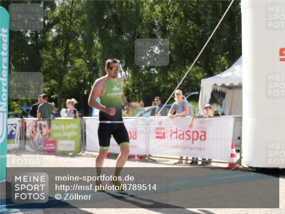 07.09.2025 - 19. Norderstedt Triathlon Zöllner http://msf.ph/oto/8789514 07.09.2025 15:14:30 Ziel 1006 meine-sportfotos.de
