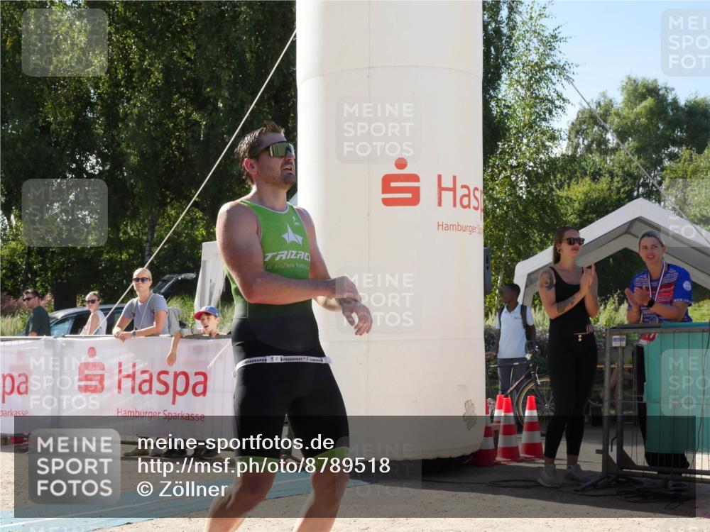 07.09.2025 - 19. Norderstedt Triathlon Zöllner http://msf.ph/oto/8789518 07.09.2025 15:14:31 Ziel 1006 meine-sportfotos.de