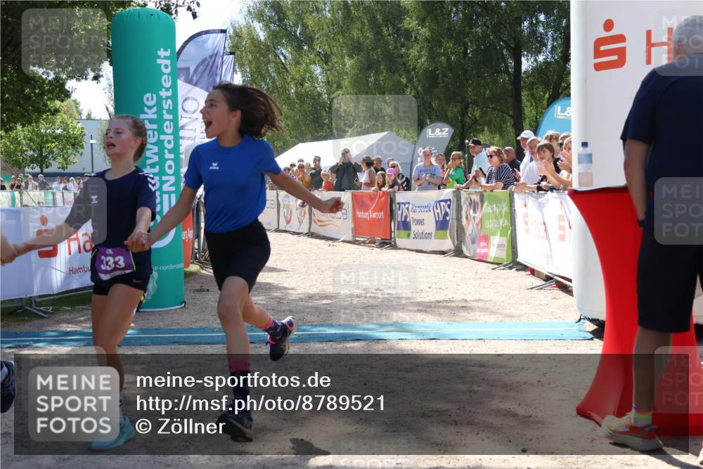 07.09.2025 - 19. Norderstedt Triathlon Zöllner http://msf.ph/oto/8789521 07.09.2025 13:52:05 Ziel 333 meine-sportfotos.de