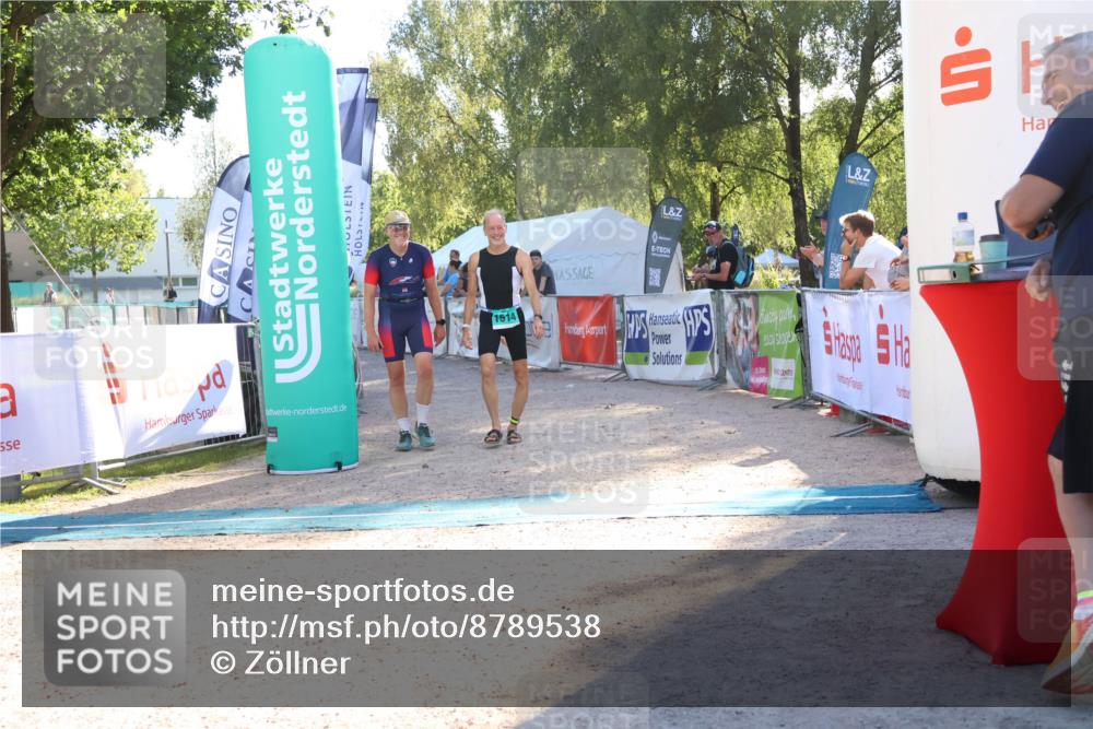 07.09.2025 - 19. Norderstedt Triathlon Zöllner http://msf.ph/oto/8789538 07.09.2025 16:18:37 Ziel 1514, 1539 meine-sportfotos.de