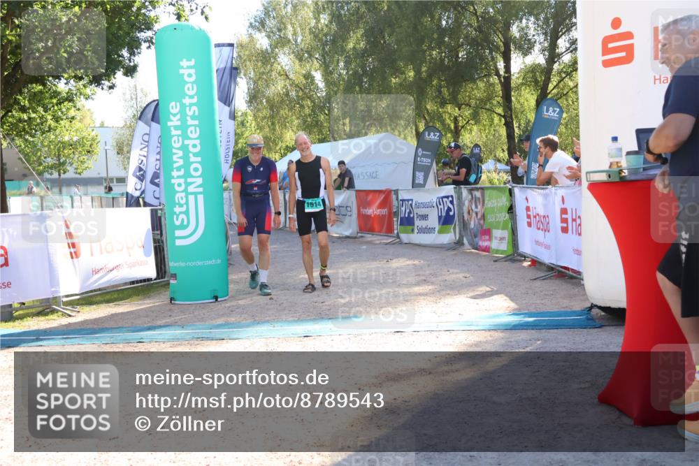 07.09.2025 - 19. Norderstedt Triathlon Zöllner http://msf.ph/oto/8789543 07.09.2025 16:18:37 Ziel 1514, 1539 meine-sportfotos.de