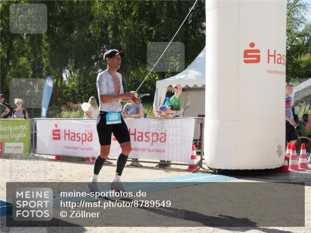 07.09.2025 - 19. Norderstedt Triathlon Zöllner http://msf.ph/oto/8789549 07.09.2025 15:14:46 Ziel 388, 969 meine-sportfotos.de