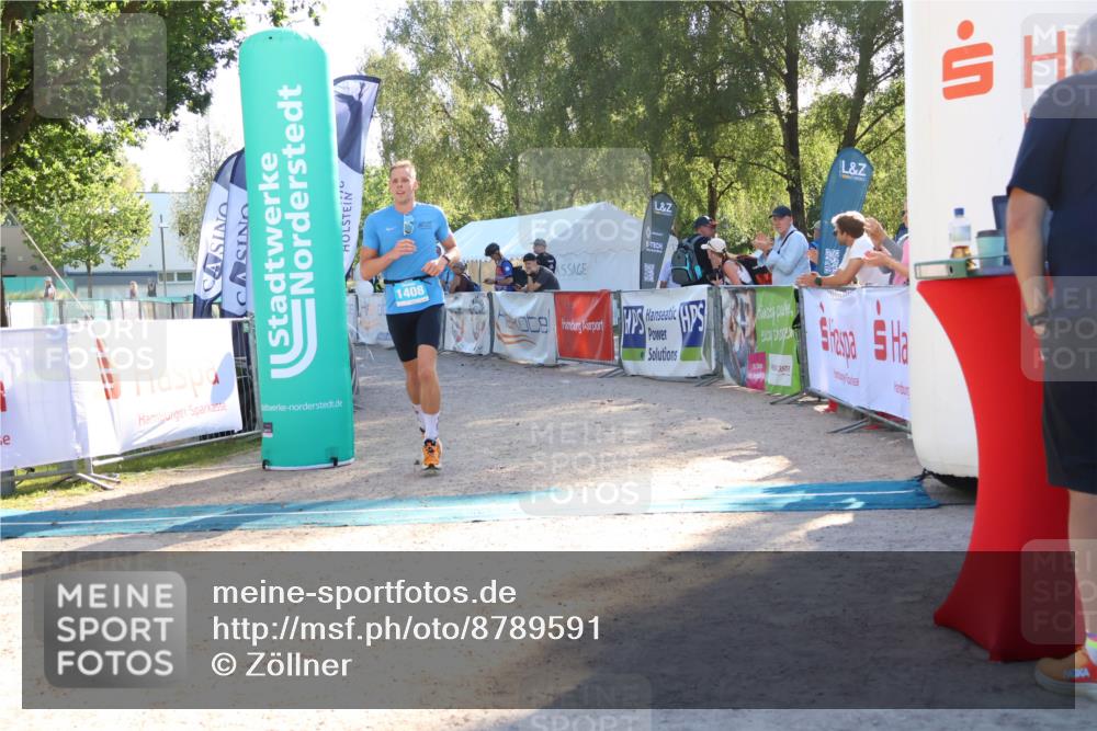 07.09.2025 - 19. Norderstedt Triathlon Zöllner http://msf.ph/oto/8789591 07.09.2025 16:19:50 Ziel 1408 meine-sportfotos.de