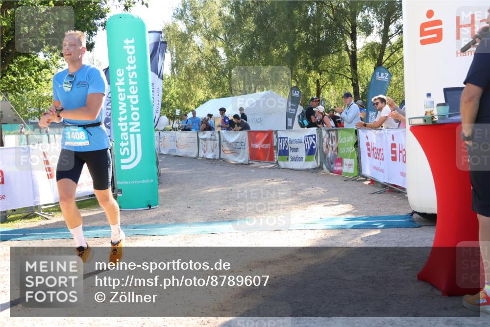 07.09.2025 - 19. Norderstedt Triathlon Zöllner http://msf.ph/oto/8789607 07.09.2025 16:19:52 Ziel 1408 meine-sportfotos.de