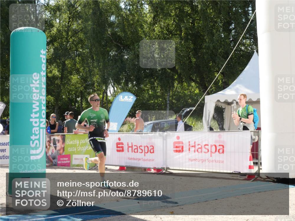 07.09.2025 - 19. Norderstedt Triathlon Zöllner http://msf.ph/oto/8789610 07.09.2025 15:16:39 Ziel 1015 meine-sportfotos.de