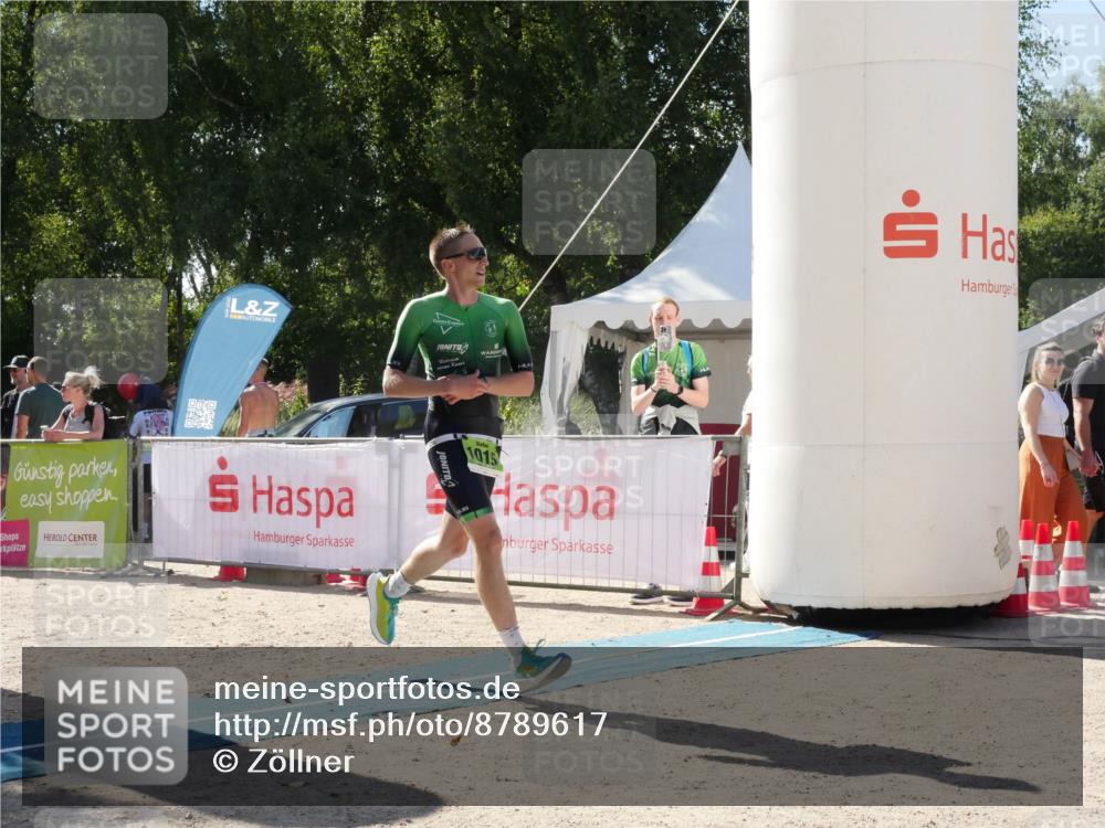 07.09.2025 - 19. Norderstedt Triathlon Zöllner http://msf.ph/oto/8789617 07.09.2025 15:16:40 Ziel 1015 meine-sportfotos.de