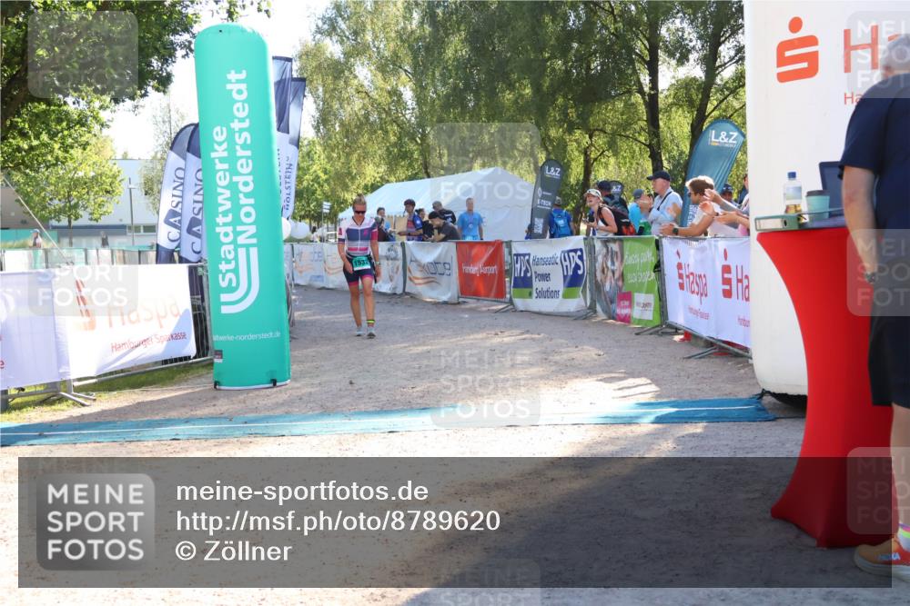 07.09.2025 - 19. Norderstedt Triathlon Zöllner http://msf.ph/oto/8789620 07.09.2025 16:19:58 Ziel 1532 meine-sportfotos.de