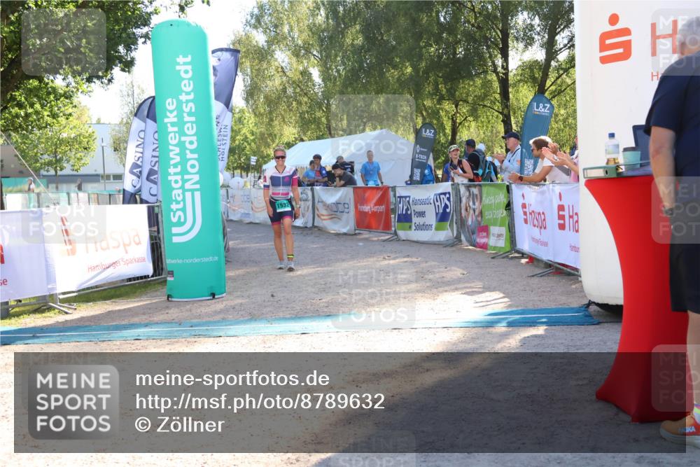 07.09.2025 - 19. Norderstedt Triathlon Zöllner http://msf.ph/oto/8789632 07.09.2025 16:19:58 Ziel 1532 meine-sportfotos.de