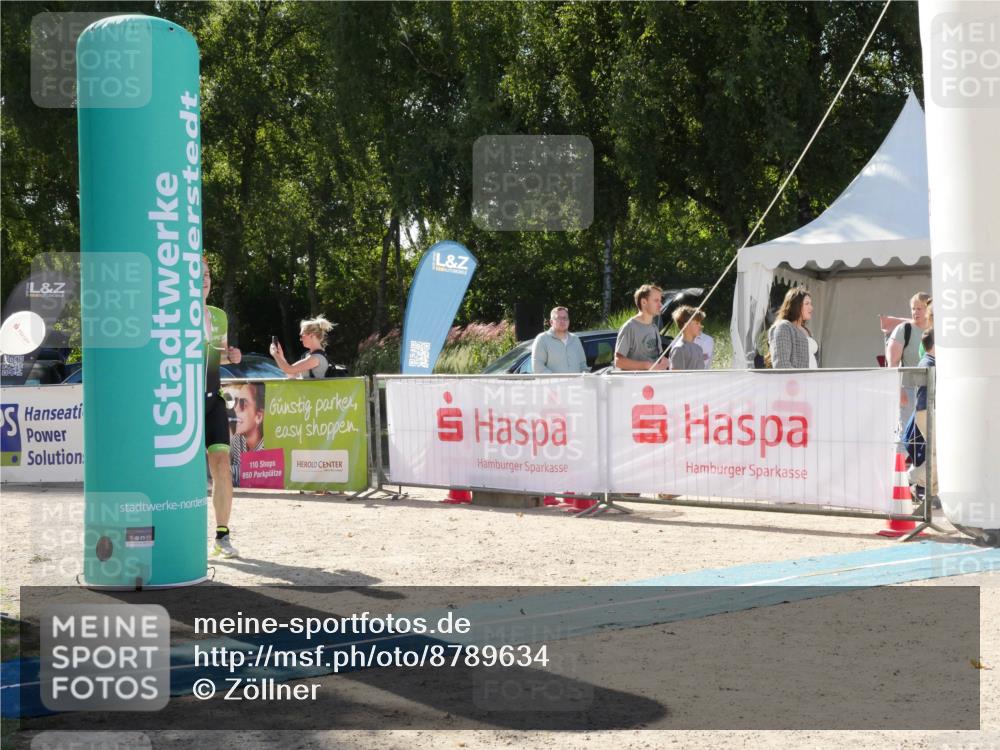 07.09.2025 - 19. Norderstedt Triathlon Zöllner http://msf.ph/oto/8789634 07.09.2025 15:17:52 Ziel 1004 meine-sportfotos.de