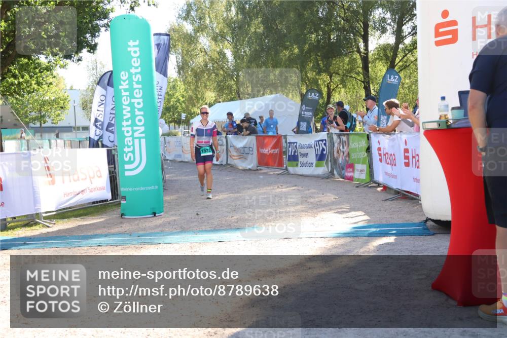 07.09.2025 - 19. Norderstedt Triathlon Zöllner http://msf.ph/oto/8789638 07.09.2025 16:19:59 Ziel 1532 meine-sportfotos.de