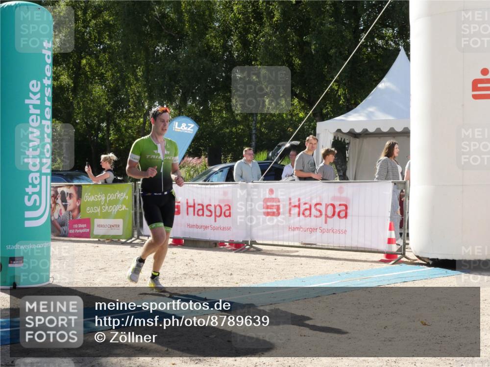 07.09.2025 - 19. Norderstedt Triathlon Zöllner http://msf.ph/oto/8789639 07.09.2025 15:17:53 Ziel 1004 meine-sportfotos.de