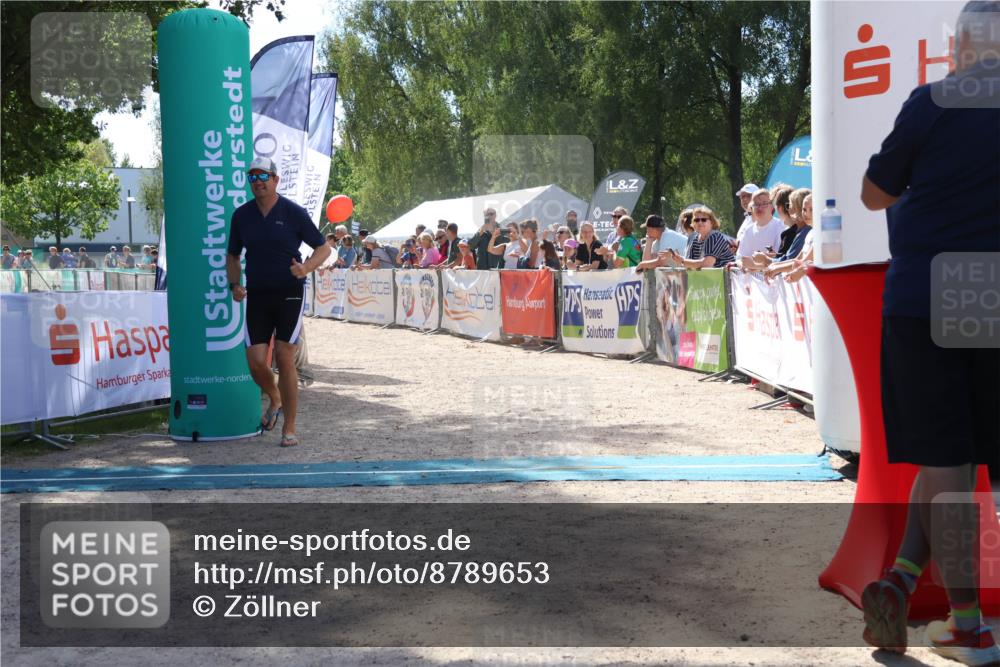 07.09.2025 - 19. Norderstedt Triathlon Zöllner http://msf.ph/oto/8789653 07.09.2025 13:52:54 Ziel 360 meine-sportfotos.de