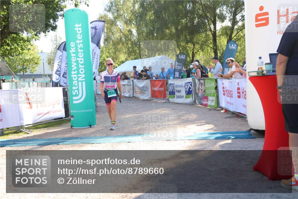 07.09.2025 - 19. Norderstedt Triathlon Zöllner http://msf.ph/oto/8789660 07.09.2025 16:20:01 Ziel 1532 meine-sportfotos.de