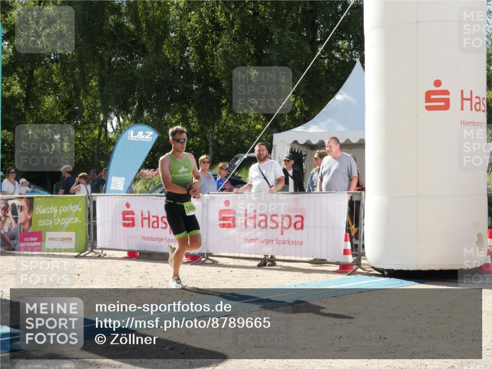 07.09.2025 - 19. Norderstedt Triathlon Zöllner http://msf.ph/oto/8789665 07.09.2025 15:18:27 Ziel 1007 meine-sportfotos.de