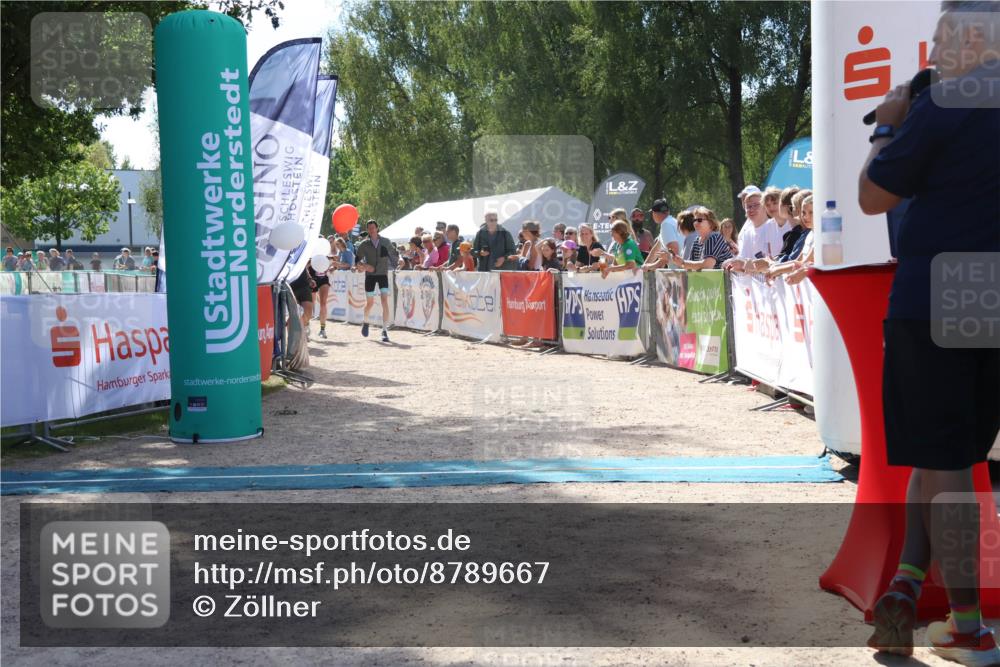 07.09.2025 - 19. Norderstedt Triathlon Zöllner http://msf.ph/oto/8789667 07.09.2025 13:52:56 Ziel 360 meine-sportfotos.de