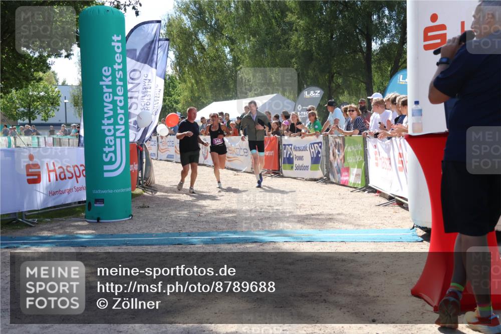 07.09.2025 - 19. Norderstedt Triathlon Zöllner http://msf.ph/oto/8789688 07.09.2025 13:52:59 Ziel 342 meine-sportfotos.de