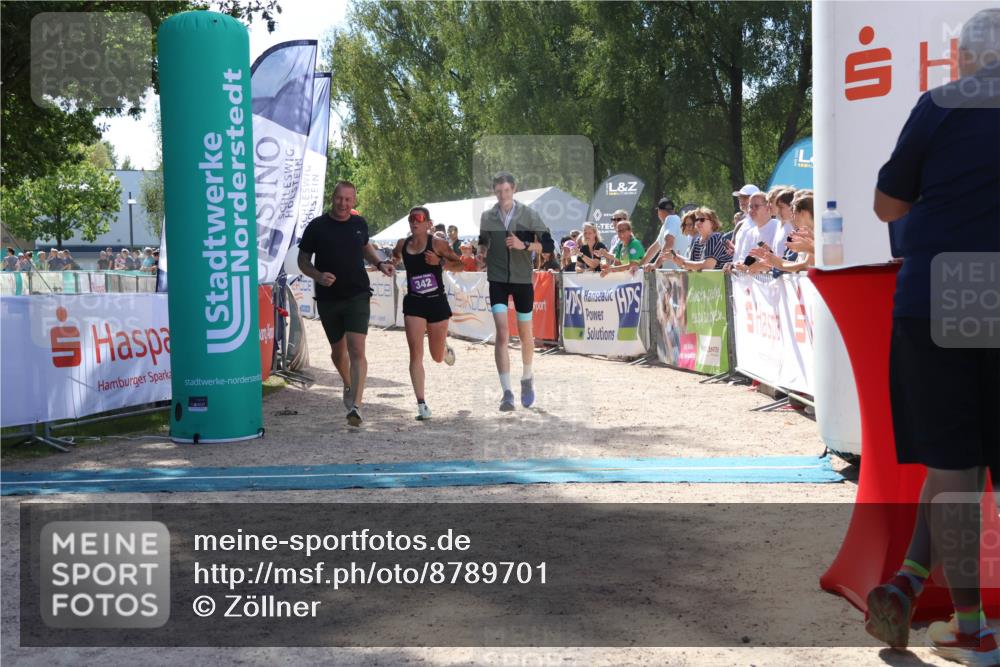 07.09.2025 - 19. Norderstedt Triathlon Zöllner http://msf.ph/oto/8789701 07.09.2025 13:53:01 Ziel 342 meine-sportfotos.de