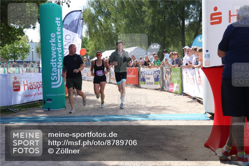 07.09.2025 - 19. Norderstedt Triathlon Zöllner http://msf.ph/oto/8789706 07.09.2025 13:53:01 Ziel 342 meine-sportfotos.de
