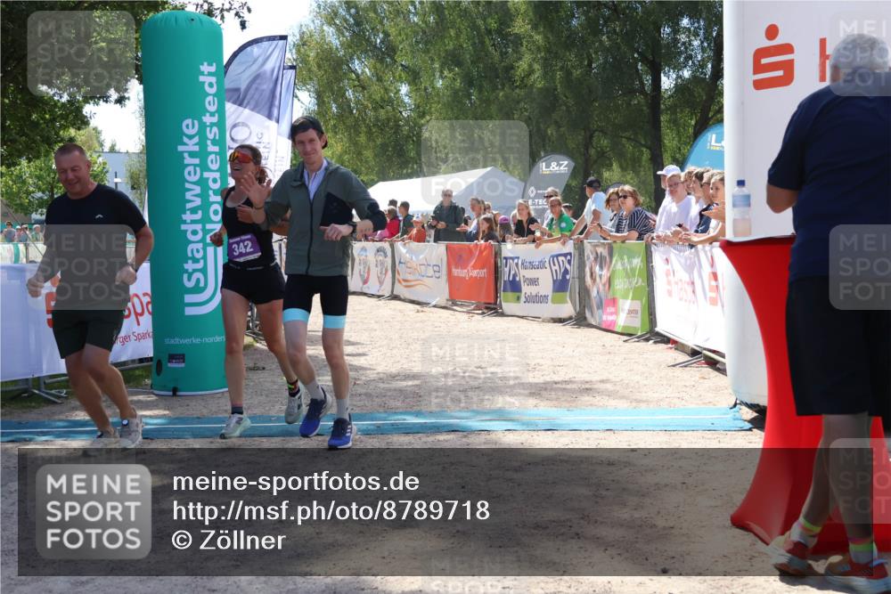 07.09.2025 - 19. Norderstedt Triathlon Zöllner http://msf.ph/oto/8789718 07.09.2025 13:53:02 Ziel 342 meine-sportfotos.de