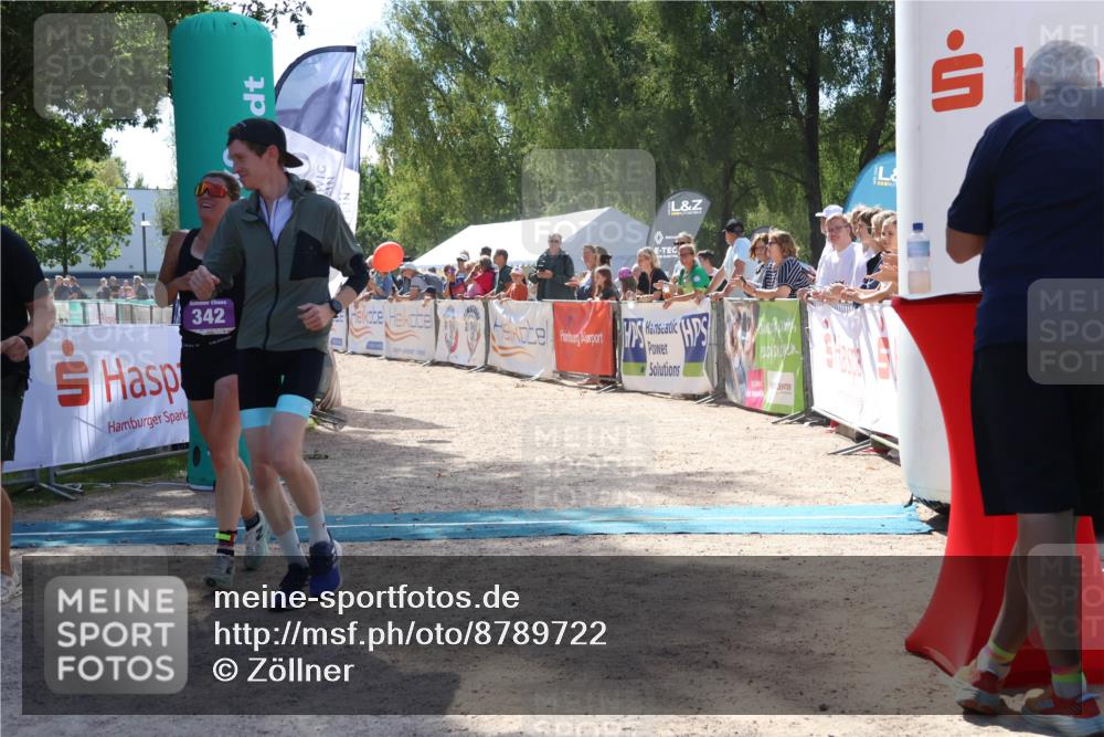 07.09.2025 - 19. Norderstedt Triathlon Zöllner http://msf.ph/oto/8789722 07.09.2025 13:53:02 Ziel 342 meine-sportfotos.de