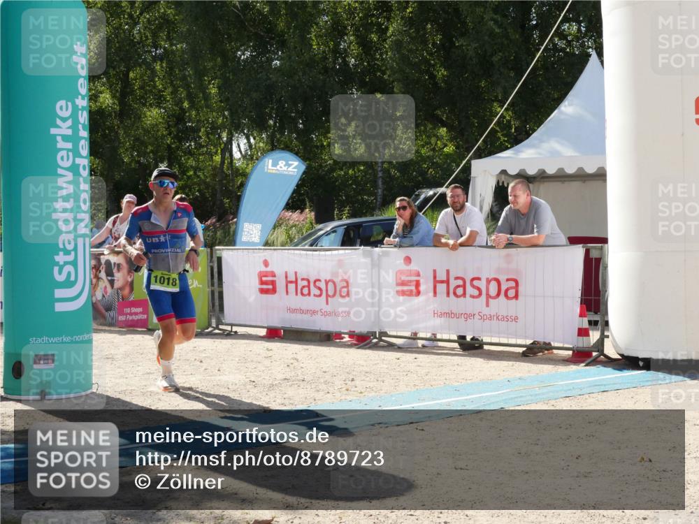 07.09.2025 - 19. Norderstedt Triathlon Zöllner http://msf.ph/oto/8789723 07.09.2025 15:19:51 Ziel 1018 meine-sportfotos.de
