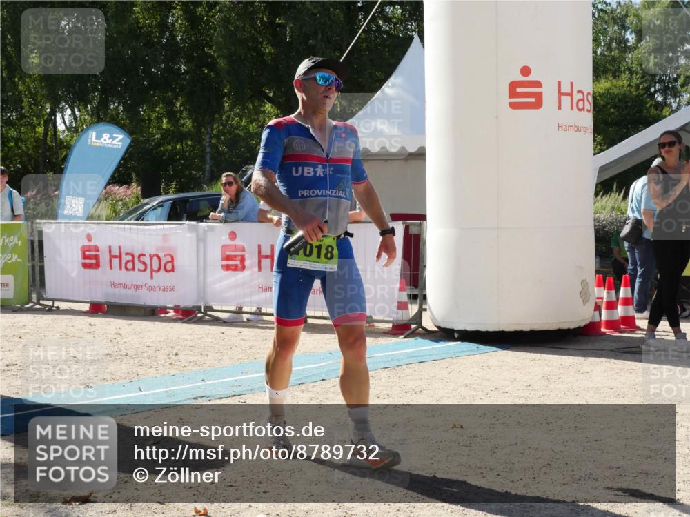 07.09.2025 - 19. Norderstedt Triathlon Zöllner http://msf.ph/oto/8789732 07.09.2025 15:19:53 Ziel 1018 meine-sportfotos.de