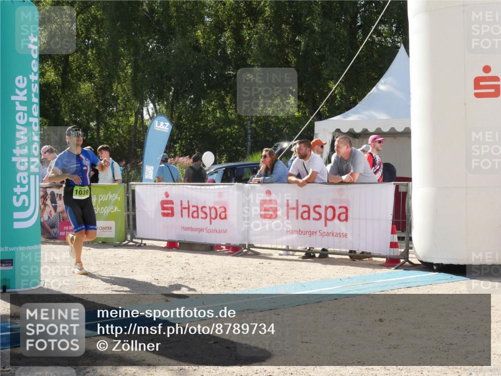 07.09.2025 - 19. Norderstedt Triathlon Zöllner http://msf.ph/oto/8789734 07.09.2025 15:20:18 Ziel 1039 meine-sportfotos.de