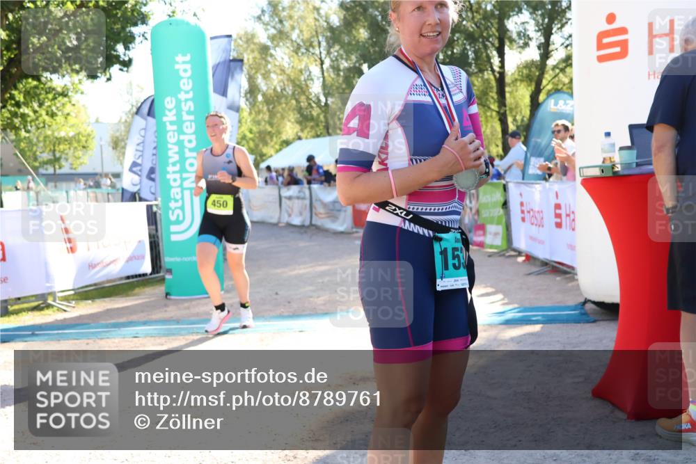 07.09.2025 - 19. Norderstedt Triathlon Zöllner http://msf.ph/oto/8789761 07.09.2025 16:20:19 Ziel 450, 1414 meine-sportfotos.de