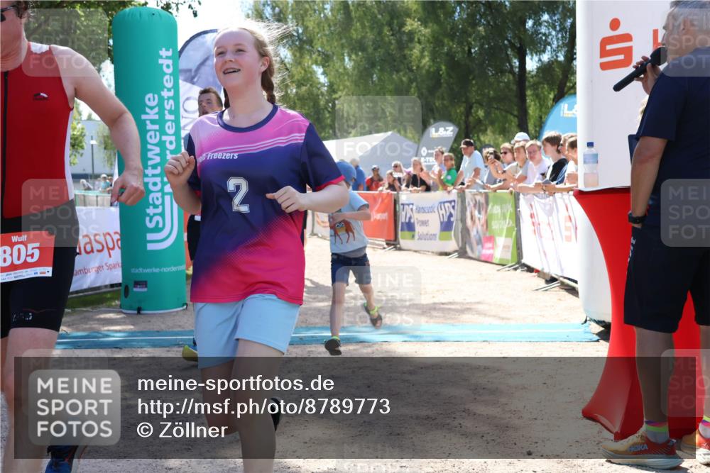 07.09.2025 - 19. Norderstedt Triathlon Zöllner http://msf.ph/oto/8789773 07.09.2025 13:53:50 Ziel 230, 790, 805 meine-sportfotos.de