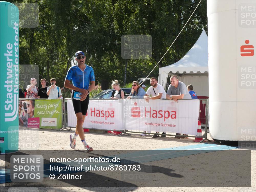 07.09.2025 - 19. Norderstedt Triathlon Zöllner http://msf.ph/oto/8789783 07.09.2025 15:21:00 Ziel 880 meine-sportfotos.de