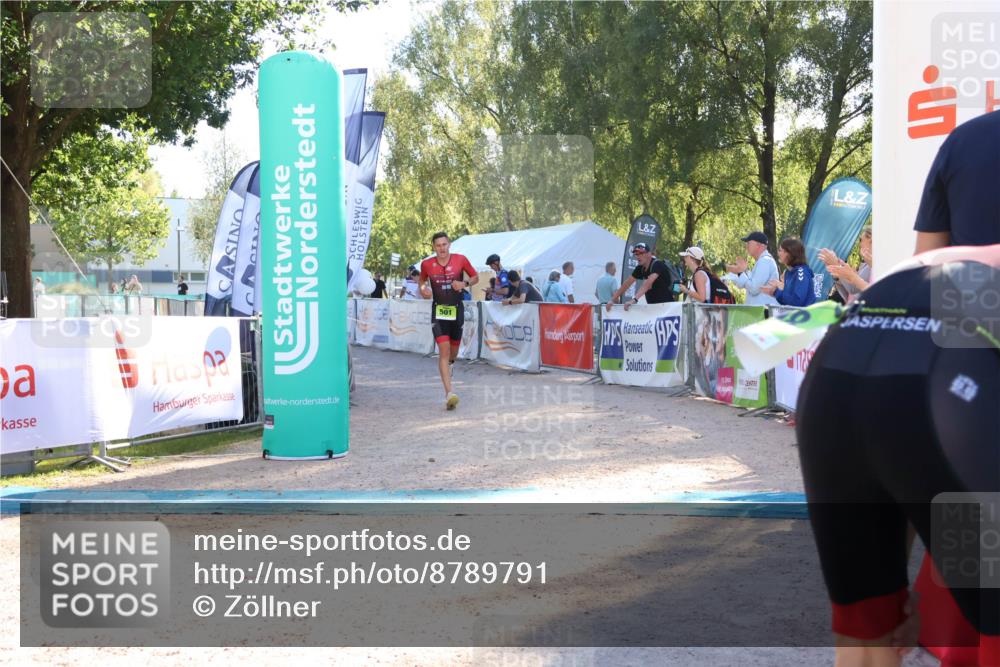 07.09.2025 - 19. Norderstedt Triathlon Zöllner http://msf.ph/oto/8789791 07.09.2025 16:21:15 Ziel 501 meine-sportfotos.de
