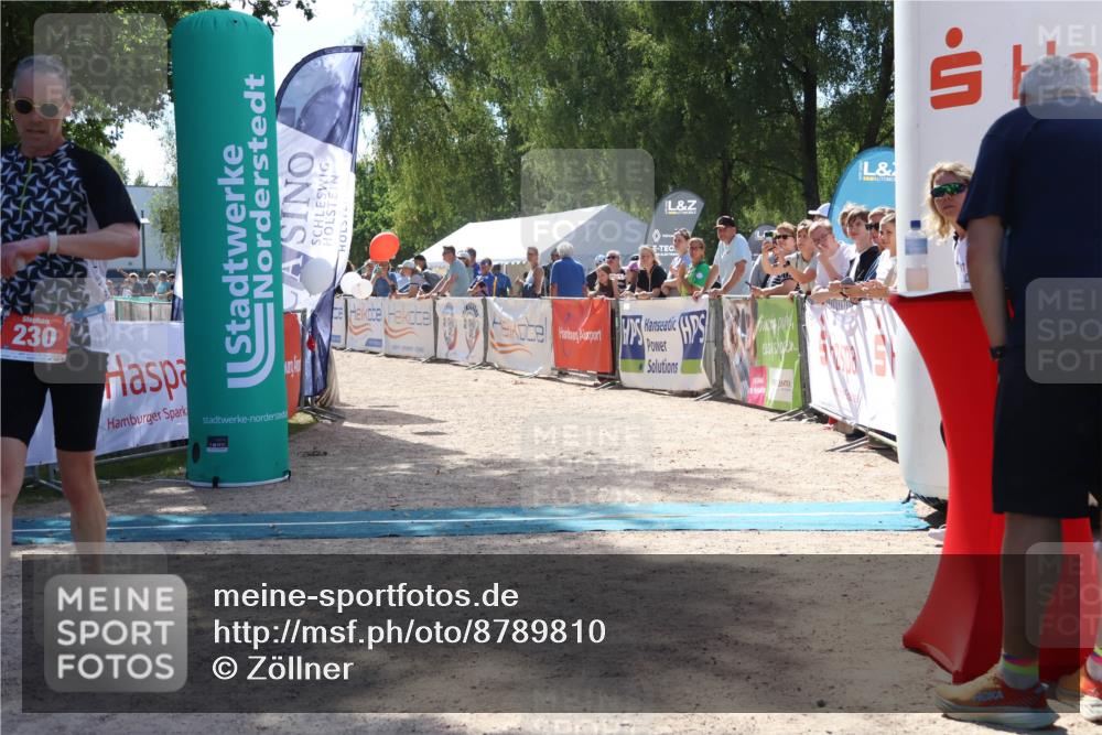 07.09.2025 - 19. Norderstedt Triathlon Zöllner http://msf.ph/oto/8789810 07.09.2025 13:53:53 Ziel 230, 790, 805 meine-sportfotos.de