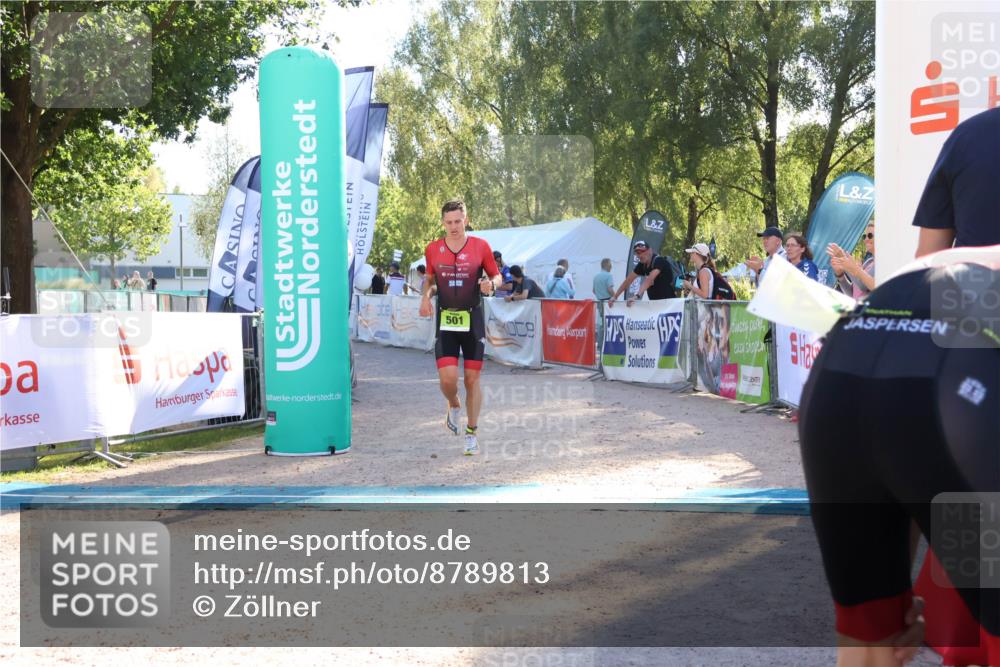 07.09.2025 - 19. Norderstedt Triathlon Zöllner http://msf.ph/oto/8789813 07.09.2025 16:21:16 Ziel 501 meine-sportfotos.de