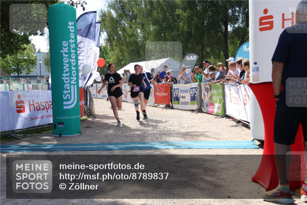 07.09.2025 - 19. Norderstedt Triathlon Zöllner http://msf.ph/oto/8789837 07.09.2025 13:54:33 Ziel 319, 1261 meine-sportfotos.de